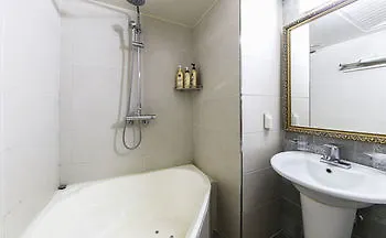 Hotel Jasmine Seul 2*,